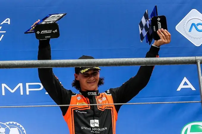 Sami Meguetounif podium