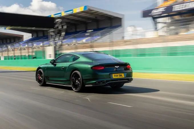 Bentley Continental GT en GTC Le Mans Collection foto 19