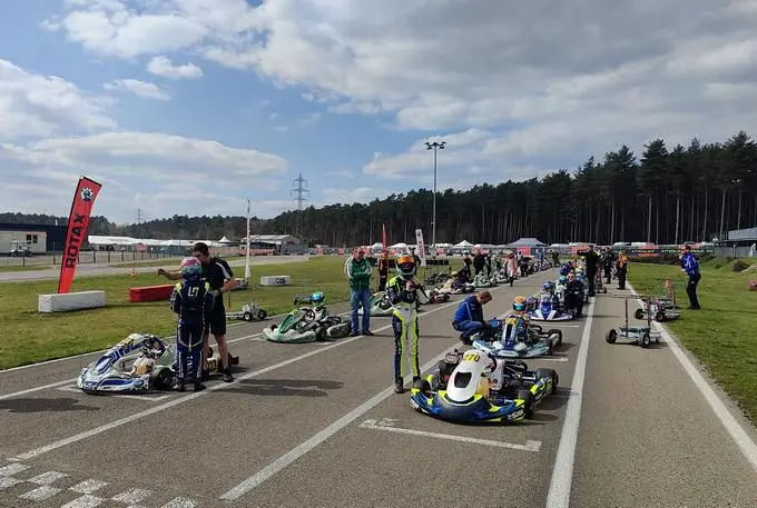 Mitchell van Dijk startgrid