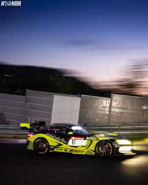 ADAC TotalEnergies 24h Nurburgring 2023 Mercedes nacht