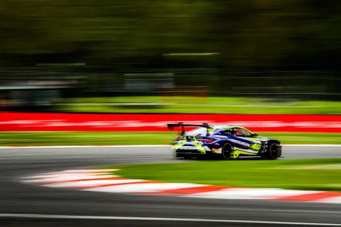 Fanatec GT Europe Sprint Cup Brands Hatch BMW_M4_GT_Rossi