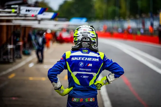Fanatec GT Europe Brands Hatch Valentino Rossi foto 4