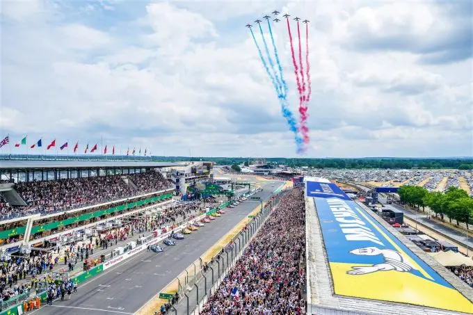 24H Le Mans 2023 Straaljagershow voor de start