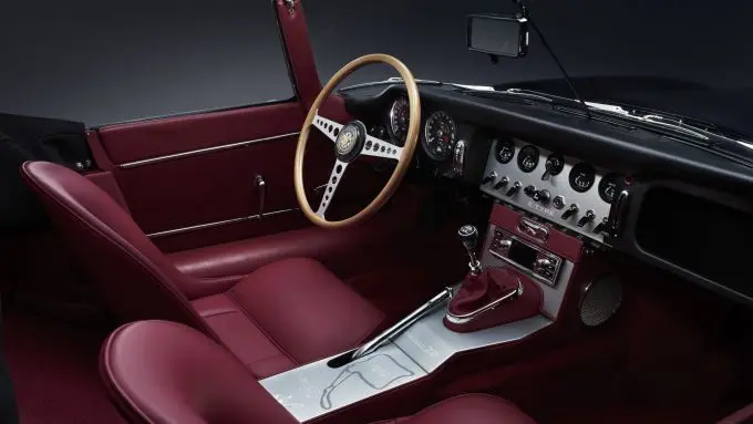 Jaguar-Classic-E-type-ZP-Collection foto 8