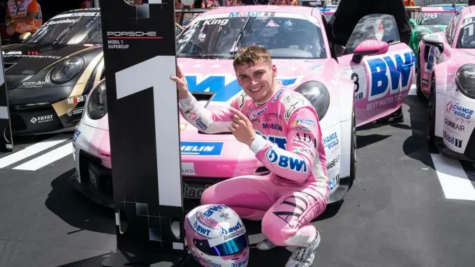 Porsche Mobil 1 Supercup Hungaroring harry King winnaar