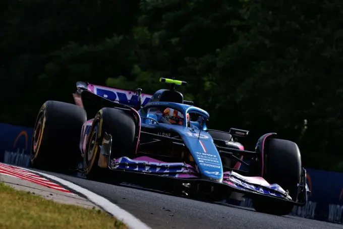 Pierre Gasly F1 Alpine actie track