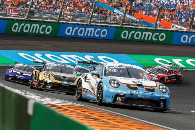 Formula 1 Heineken Dutch Grand Prix op CM.com Circuit Zandvoort Porsche Mobil 1 Supercup Foto 3