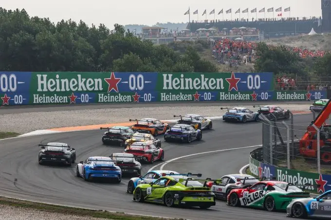 Formula 1 Heineken Dutch Grand Prix op CM.com Circuit Zandvoort Porsche Mobil 1 Supercup Foto 4