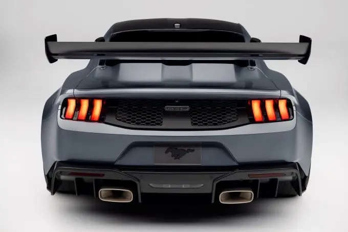 Ford Mustang GTD Foto 7