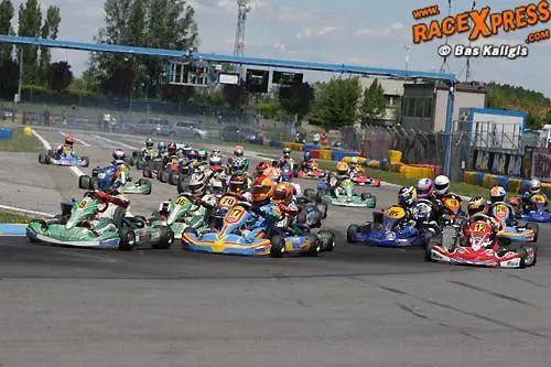 Guanyu Zhou Strawberry Racing karting