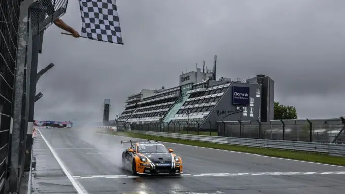 Porsche Carrera Cup Deutschland Nürburgring Team GP Elite Foto 10 Larry ten Voorde racewinnaar