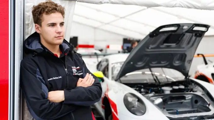 Porsche Mobil 1 Supercup CM.com Circuit Zandvoort Foto 13 Morris Schuring portret