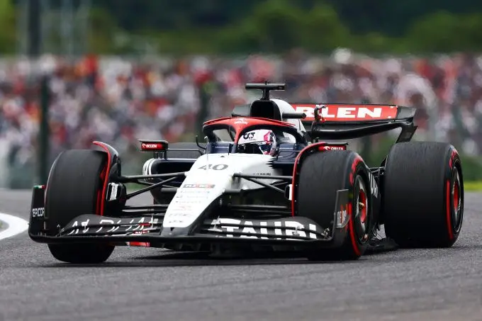 Liam Lawson F1 AlphaTauri actie