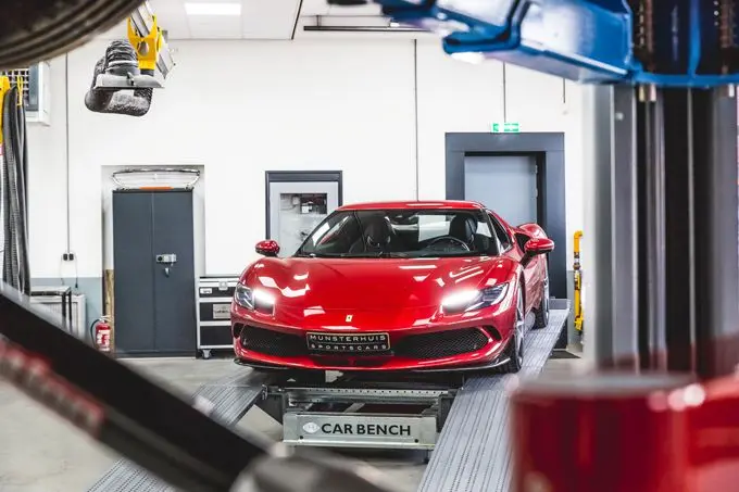 Munsterhuis Sportscars - Ferrari Authorised Bodyshop