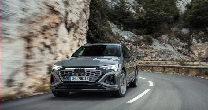 Audi Q8 55 e-tron