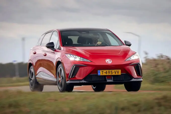 MG4 Electric XPOWER