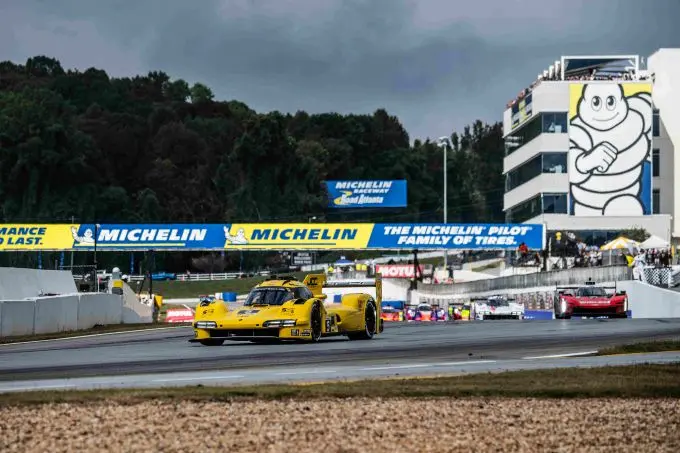Tijmen van der Helm op Road Atlanta