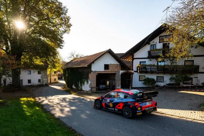 Thierry_Neuville_Central_European_Rally