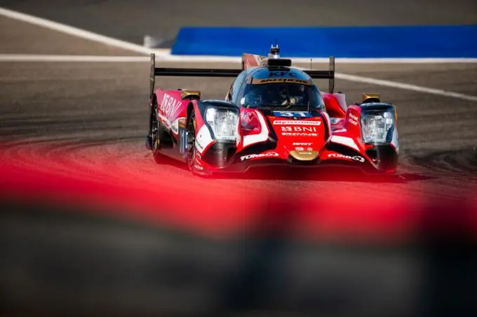 team wrt 8 uur bahrein 2023