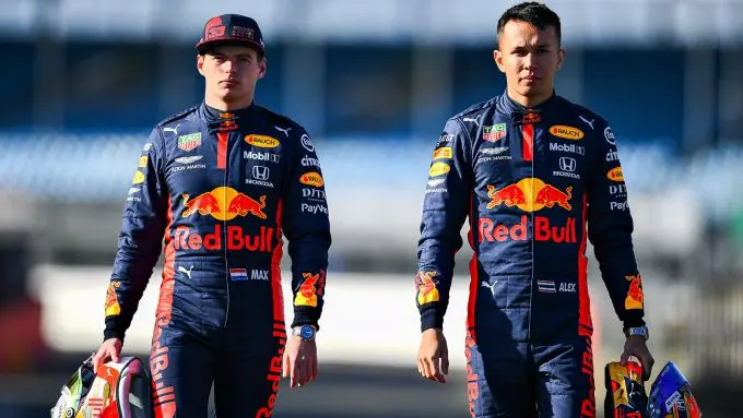 Max_Verstappen_en_Alex_Albon