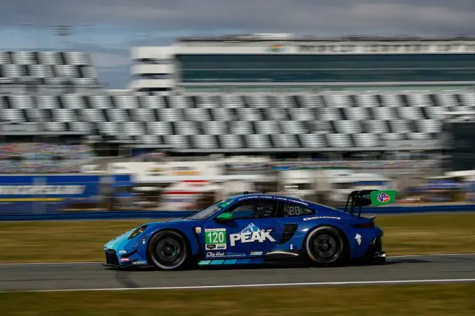 #120: Wright Motorsports, Porsche 911 GT3 R (992), GTD: Adam Adelson, Elliott Skeer, Jan Heylen