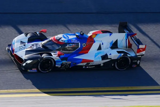 Nr25_BMW_M_Team_RLL_BMW_M_Hybrid_V8_GTP_Connor_De_Phillippi_Nick_Yelloly_Maxime_Martin_Rene_Rast
