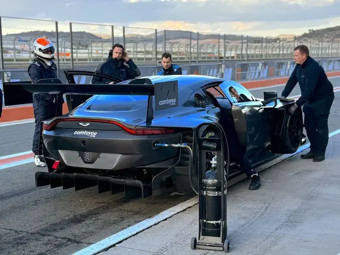 Aston Martin Comtoyou Racing