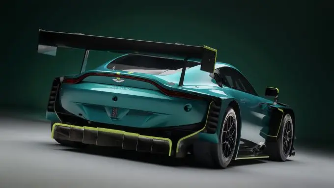 Walkenhorst_Aston_Martin_Vantage_GT3_04