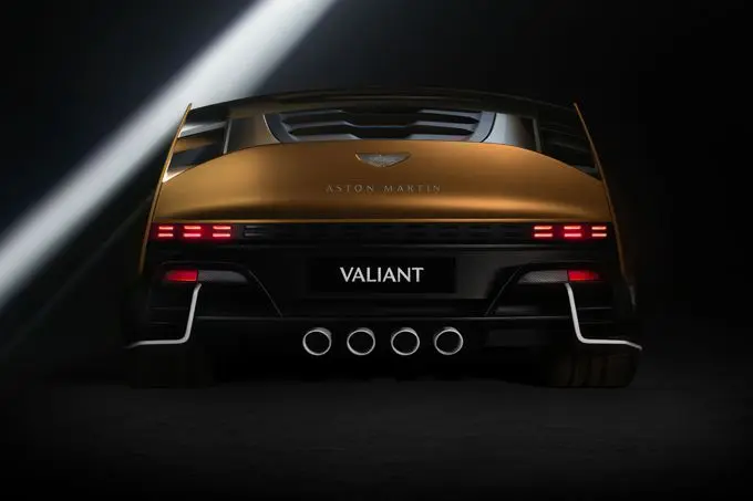 Valiant - Fernando Alonso - Aston Martin