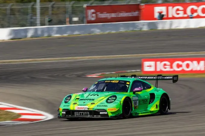 DTM-race Race 10-2024 Nürburgring Foto 6 Ayhancan Guven op P5