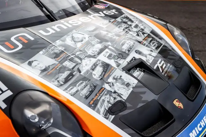 Feestelijke livery 75 jaar Porsche Nederland Team GP Elite Kas Haverkort F1 GP Nederland Foto 4