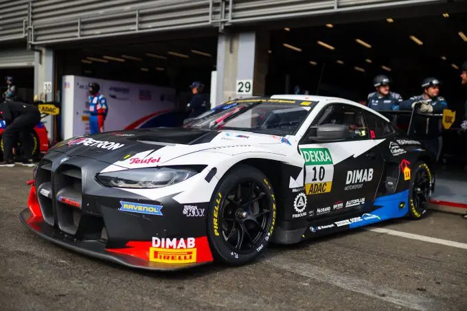 ADAC GT Masters Spa-Francorchamps winnaar FK Performance Motorsport BMW M4 GT3 Maxime Oosten Leon Köhler Foto 4