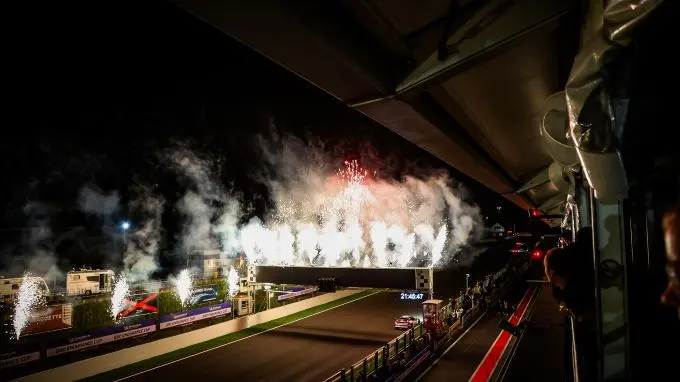 Michelin 992 Endurance Cup 12-uursrace 2024 Spa-Francorchamps Foto 6 finish