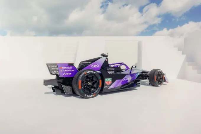 Porsche komt met geüpdatete 99X Electric Foto 3
