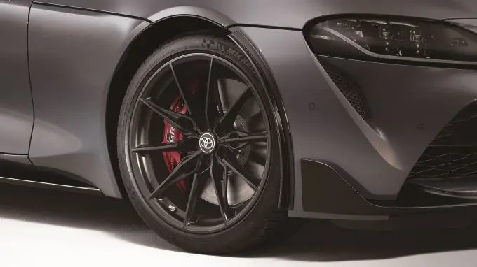 Toyota Gazoo Racing geüpgradede 3.0-Supra en Supra “A90 Final Edition” Foto 2