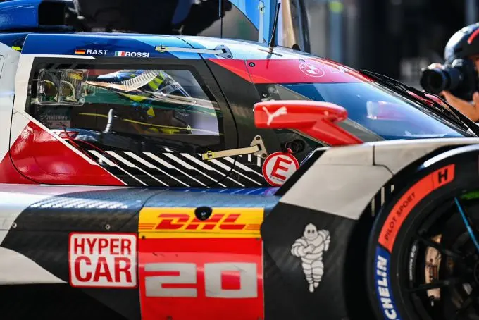 Valentino Rossi BMW M Team WRT #20 BMW M Hybrid V8