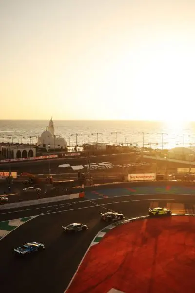 6 Hours of Jeddah Rutronik Racing Loek Hartog racewinnaar en Bronze Cup-kampioen Foto 12  bron foto GT-World-Challenge-Europe/press-members-gallery
