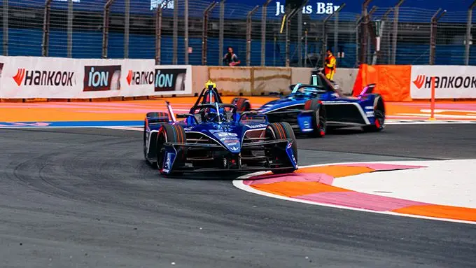 Maseratie_Formule_E_MSG_Racing__Jake_Hughes
