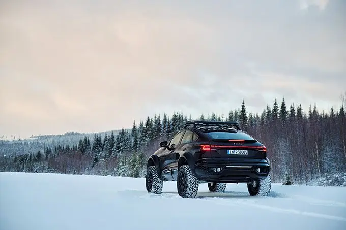 audiq6e-tronoffroadconcep