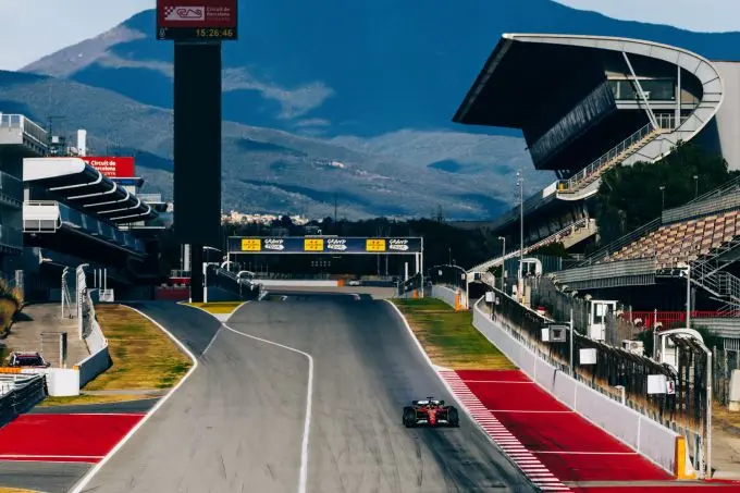 Ferrari test Barcelona 2025 Foto 2