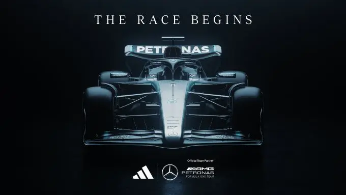 Mercedes_AMG 2025 F1 Team Andrea Kimi Antonelli Toto Wolff George Russell Foto 3 Adidas