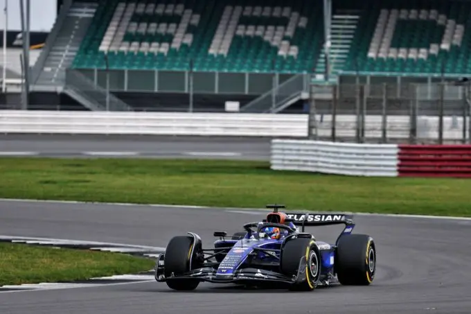 Williams FW47