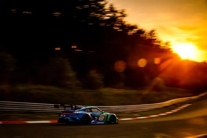 Morris Schuring met Falken Motorsports op de Nürburgring-Nordschleife