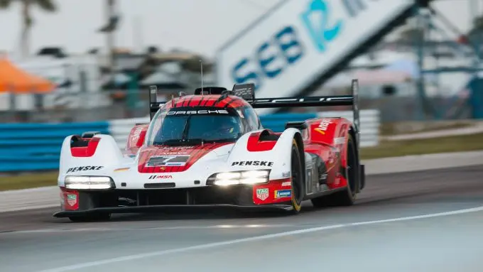 12H Sebring 2025 Nr7 Porsche 963 winnaar met Felipe Nasr, Nick Tandy en Laurens Vanthoor Foto 5