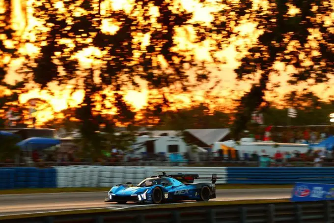 12H Sebring 2025 Cadillac Racing Foto 7