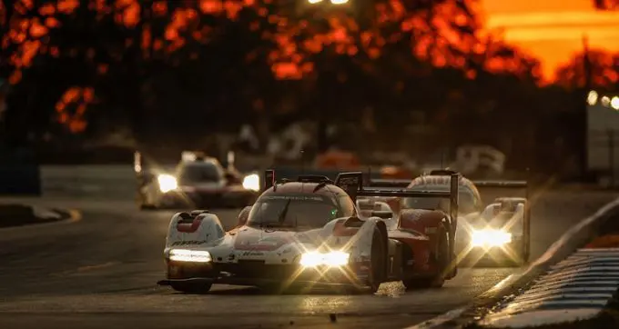 12H Sebring 2025 Foto 2 Nr7 Porsche winnaar