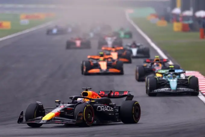 GP China 2024 Max Verstappen winnaar F1 Red Bull Foto 7