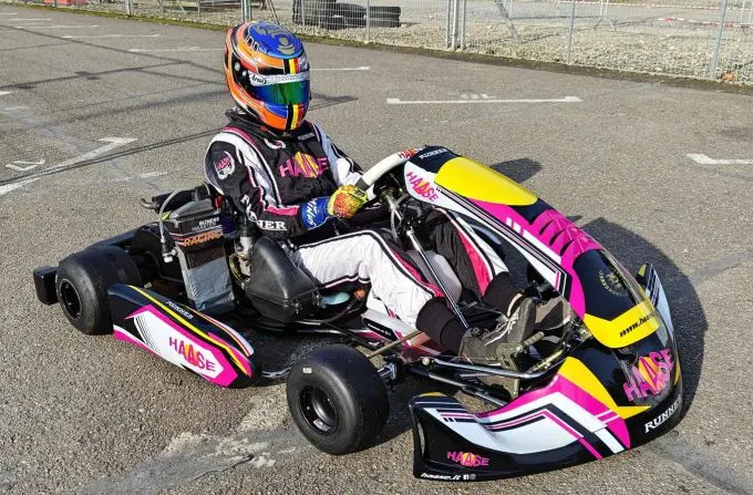 Fabian Galloo met nieuwe Haase Karif SV25 chassis