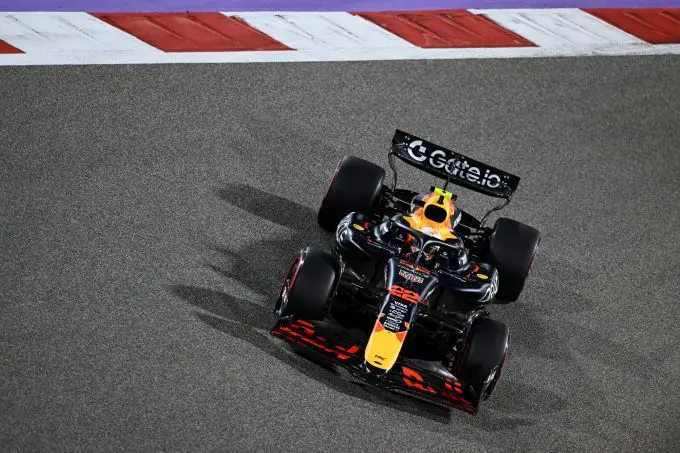 Yuki Tsunoda Red Bull 2025 Foto 4