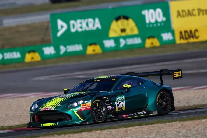 DTM test- en mediadag 2025 Oschersleben Foto 7 #7 Gilles Magnus (BEL) Aston Martin Vantage GT3 Comtoyou Racing
